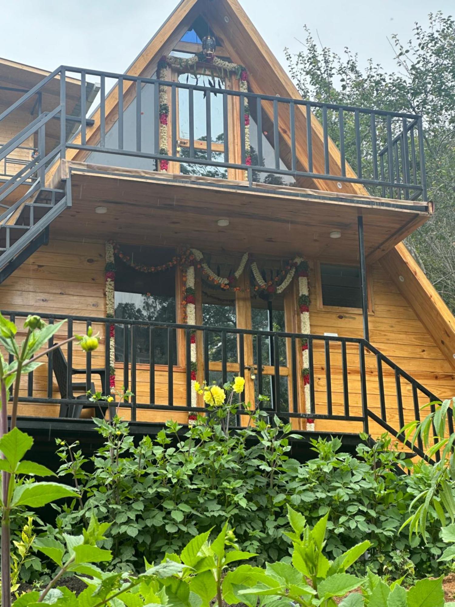 Вилла Magica Mount A Frame Wood House Кодайканал Экстерьер фото
