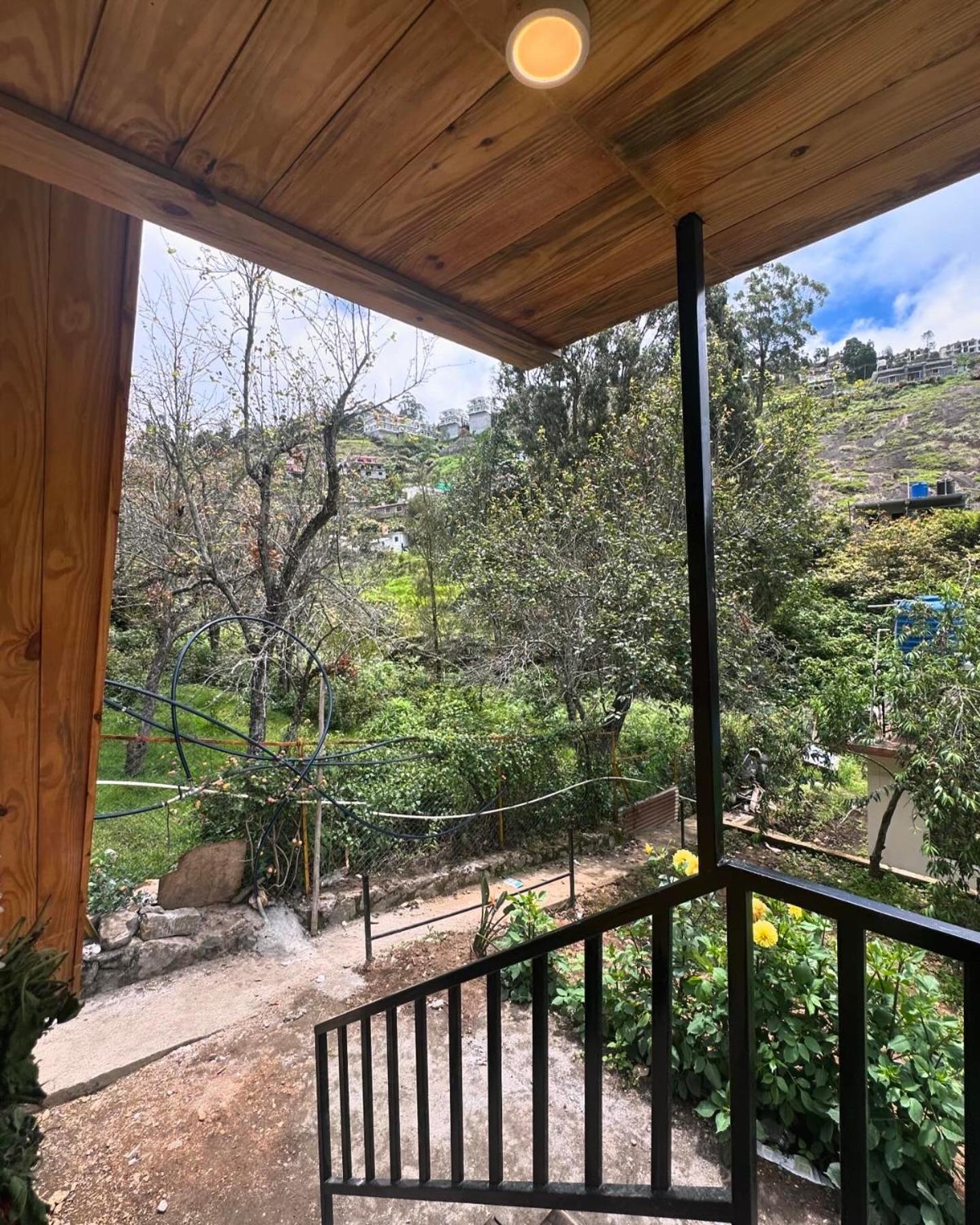 Вилла Magica Mount A Frame Wood House Кодайканал Экстерьер фото